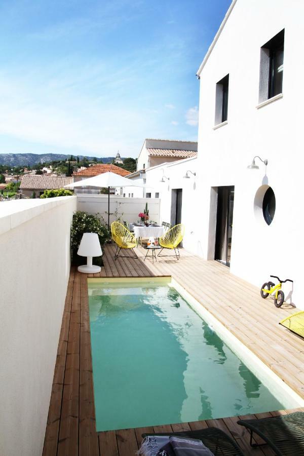 Les Loges En Provence 